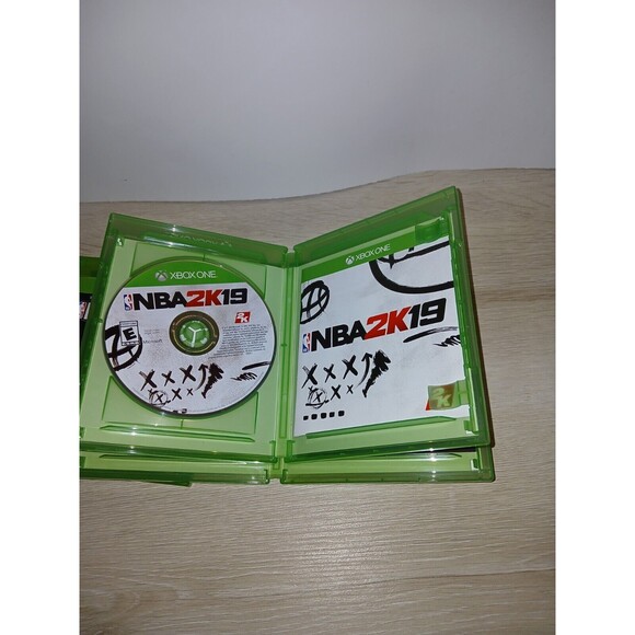 Lot Of 3 Xbox One NBA 2k16 2k17 & 2k19 Games Includes Fold Out Cardboard Poster - Picture 10 of 16